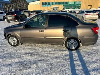LADA Granta 219010 2021 легковой автомобиль марки: LADA, модель: GRANTA 219010, год выпуска: 2021 г., идентификационный номер (VIN): XTA219010M0760854 г. Ханты-Мансийск, ул. Чкалова, д.17 (стоянка)