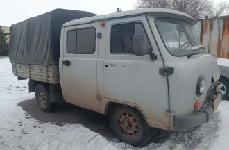 УАЗ-390945 2017 г.в. VIN: XTT390945H1214810 Бортовой грузовик г/н Р336УО174 пробег 100 000 км. Ознакомление с имуществом и документами осуществляется по согласованию в рабочее время (тел. 89126997237; Gorkushenko_66@mail.ru).