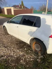 Volkswagen Golf 2013 автомобиль марки volkswagen модель golf 2013 г.в. VIN-номер WVWZZZAUZEW049565. С имуществом можно ознакомиться по месту его нахождения: г. Москва, Новолужнецкий проезд, 13, предварительно согласовав время с финансовым управляющим по тел. +79191209158, либо путем направления…