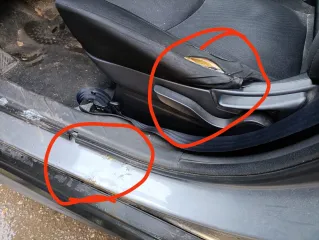 Mitsubishi ASX 2011 года. VIN: JMBXNGA1WCZ003881.