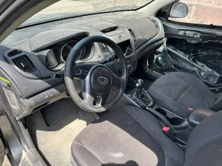 KIA Cerato 2012 автомобиль марки KIA модель Cerato 2012 г.в. VIN-номер XWEFW411BC0000029 ознакомление заинтересованных лиц с составом имущества должника, условиями его продажи, а также иной имеющейся у организатора торгов информацией о выставленном на продажу имуществе, в том числе об обременениях…