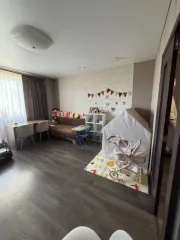 Квартира 40.80 кв. м в Челябинске по адресу ул. Профессора Благих, д. 61, кв. 109. Состоит из 1 жилой комнаты, общая площадь 40.80 кв. м, жилая площадь 18.50 кв. м. Кадастровый номер 74:36:0000000:31300.