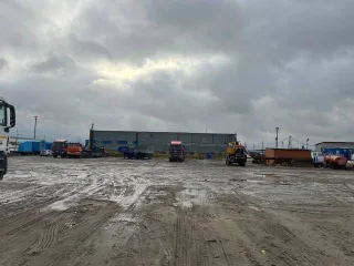 Имущественный комплекс в Новом Уренгое, включая ТМЦ, расположенный по адресу: Ямало-Ненецкий автономный округ, г. Новый Уренгой, восточная промзона (база), в том числе: право аренды земельного участка (на неопределённый срок) площадью 8317 кв. м, кадастровый номер 89:11:030302:120, расположенный в…