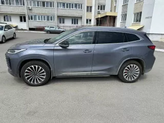 Легковой автомобиль, марка: EXEED, модель: TXL, год изготовления: 2023, цвет: серый, VIN: LVTDD24B1PD628177, ПТС: 1643 02080649740, г/н: М811ЕХ164, кузов №: LVTDD24B1PD628177, экологический класс: шестой. Пробег - 10 626 км. Состояние отличное, ремонта не требует.