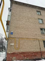 Комната, площадь 9,2 м2, назначение: жилое, этаж: 1, адрес  местонахождение : Республика Башкортостан, г. Нефтекамск, ул. Ленина, дом 24, квартира 17  ком.11 , кадастровый  условный  номер: 02:66:010106:3663. Вид права: собственность.