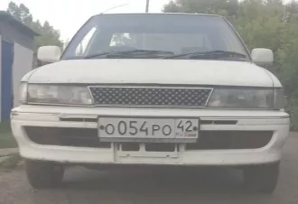 Лот №1 тойота спринтер 1990 года выпуска