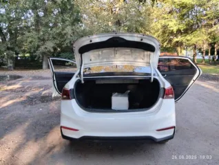 Hyundai Solaris, 2018 год, 100 л.с., 226857 км, АКПП. Идентификационный номер (VIN): Z94K241BAJR068972, номер двигателя: G4LC HD098768, цвет кузова: белый, рабочий объем: 1368 см³, тип транспортного средства: легковой седан, пробег: 226857. Является предметом залога в пользу «Азиатско-Тихоокеанский…