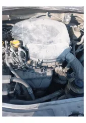 Renault Sandero Stepway 2011 года выпуска, VIN X7LBSRB1KBH4218882. Автомобиль заводится, на ходу. Присутствуют сколы краски. В ДТП не участвовал, вмятина на задней левой двери, царапина на правой задней двери. Требуется замена лобового стекла, левого пыльника на рулевой рейке. Кондиционер не…