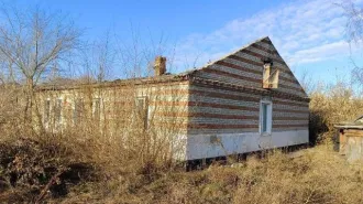 Дом 72.6 кв.м и земельный участок 850+/-10 кв.м, Алтайский край Остатки дома, кад.№ 22:60:050201:1273, местоположение: Алтайский край, р-н. Шипуновский, с. Родино, ул. Мамонтовская, д. 16, кв. 2, площадь: 72.6 кв.м. и земельный участок, кадастровый номер 22:60:050201:192, местоположение: Алтайский…