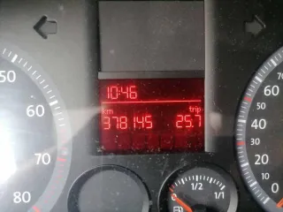 Volkswagen Caddy Kombi 2K 2007 года выпуска. VIN: WV2ZZZ2KZ7X100377. Совместно нажитое имущество.