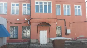 Земельный участок 1208,3 кв.м с двумя нежилыми зданиями и движимым имуществом, Орловская область. Участок с кн 57:23:0010201:13, по адресу: Российская Федерация, Орловская область, р-н Колпнянский, пгт. Колпна, ул. Торговая, д. 3, РНФИ П11580000170, с расположенными на нем объектами недвижимого…