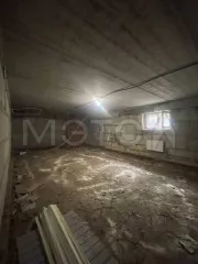 Нежилое помещение 3415 П(S61,44 кв.м.) 59, кв.м., расположенное в цокольном этаже дома № 4 по ул. Тенистая, кадастровый номер 55:20:220101:6854; номер государственной регистрации права собственности 55-55-24/097/2014-738/1 от 12.01.2015; регистрационная запись ограничения в виде ипотеки…