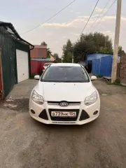 Ford Focus, 2012 года, 125 лс, 89122 км, АКПП. Легковой автомобиль марки Ford Focus, VIN X9FMXXEEBMCC08613, номер кузова X9FMXXEEBMCC08613, цвет – белый. СТС № 9956273813, ПТС № 54УС863470. Автомобиль на ходу. Имеются дефекты на кузовных элементах, трещина на лобовом стекле.