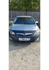 Opel Astra 2011 года, 140 л.с., пробег 170000 км, АКПП. VIN: XUFPE6DC8C3011572.