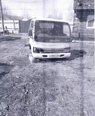 Isuzu Elf, 1994 г. Двигатель №4HJ1722304, шасси №NPR72L7405419. Цвет белый, мощность 150 л.с., масса 2860 кг. VIN отсутствует.