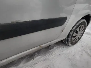 Lada Largus, 2013 года, 105 лс, 335626 км. Легковой автомобиль, марка: LADA RS0Y5L, модель: LARGUS, год изготовления: 2013, цвет: серебристый, VIN: XTARS0Y5LD0733031, г/н: О438СО32. Пробег 335 626 км. Автомобиль на ходу, требуется косметический ремонт, имеются дефекты в подвеске.