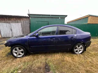Mazda 3 2005 года, 105 л.с., пробег 260637 км, АКПП, цвет темно-синий, VIN: JMZBK12Z561330871.