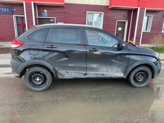 Автомобиль Lada XRAY 2021 года выпуска, VIN: XTAGAB330M1409781