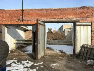Нежилое помещение - гараж общей площадью 44,6 кв.м., с кадастровым номером 74:12:1107024:322, по адресу: Челябинская область, р-н Красноармейский, с. Миасское, ул. Пионера, д.35-а, пом.2 Нежилое помещение - гараж общей площадью 44,6 кв.м., с кадастровым номером 74:12:1107024:322, по адресу…