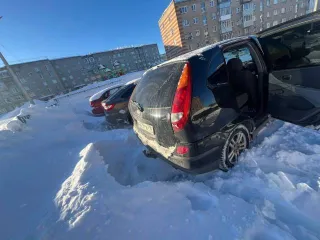 Nissan Almera Tino 2004 года, 116 л.с., пробег 369045 км. VIN: VSKTBAV10U0137712, регистрационный номер А829РК790. Автомобиль находится в залоге.