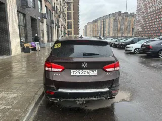 Dongfeng AX7 2019 года, модель DFM AX7, VIN LGJE5FE03KM704155.