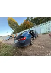 Chevrolet Malibu 2019 года, 163 л.с., пробег 105924 км, АКПП. VIN: 1G1ZG5ST7KF191593. Техническое состояние: Выстрелило 6 (или 7) подушек безопасности, аккумулятор не работает, машина не заводится. Заднее левое колесо спускает полностью примерно за 2-3 дня (под замену). Стук рейки. Не горит правая…