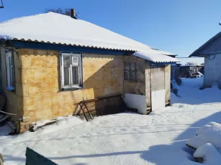 Жилое здание 32,9кв.м и земельный участок 2640кв.м, Белгородская обл. Жилое здание, площадь: 32,9кв.м., кадастровый номер: 31:22:0102004:74 и земельный участок, площадь: 2640кв.м., категория земель: Земли населенных пунктов, разрешенное использование: Для ведения личного подсобного хозяйства…