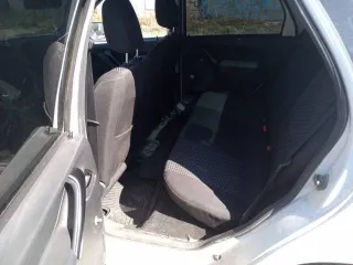 Lada Granta 2017 года, 106.1 л.с., пробег 172263 км. VIN/ПТС: 63OT9664662812201710 / XTA219070J0522812. Автомобиль в удовлетворительном техническом состоянии, имеются следы эксплуатации, притертость на правом заднем крыле, сколы по кузову и бамперах.