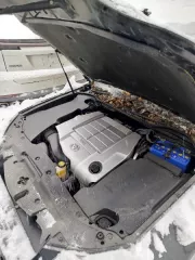 Toyota Crown Majesta, 2009 г.в., VIN URS206-1002384, госномер А611BFABH, цвет черный. Документы отсутствуют, ключ зажигания в наличии. Очаги коррозии, абразивный износ на всех стеклах и зеркалах, царапины, потертости, поверхностные и внутренние загрязнения, следы ржавчины, окисление корпусов…