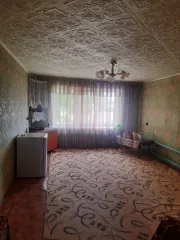 1/3 доля в праве на жилое здание, площадь: 98,7 кв.м., кадастровый номер: 64:18:030501:296 и 1/3 доля в праве на земельный участок, площадь: 1 041кв.м., категория земель: Земли населенных пунктов, разрешенное использование: для личного подсобного хозяйства, кадастровый номер: 64:18:030501:178…