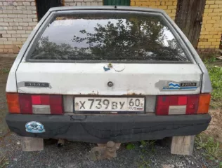 Автомобиль легковой Легковой автомобиль Ваз 2109, 1993 г.в., VIN№ XTA210900R1304440. Требуется ремонт двигателя  ремонт подвески  ржавчина кузова, узлов и агрегатов  деформация элементов ЛКП  требуются сварочные работы  износ элементов салона.