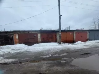 Нежилое помещение «гараж» площадью 20,4 кв.м., кадастровый номер 43:40:000367:17196, расположенное по адресу Кировская область, г. Киров, ул. Заводская, тер гк Автомобилист-16/2, бокс 57. Нежилое помещение «гараж» площадью 20,4 кв.м., кадастровый номер 43:40:000367:17196, расположенное по адресу…