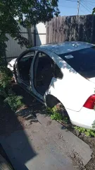 Volvo S40 2011 автомобиль марки VOLVO S40, год выпуска 2011 г., цвет: белый, модель № двигателя: B420483 1058429, шасси: отсутствует, кузов: №YVIMS434BC2571560, идентификационный номер (VIN): YV1MS434BC2571560.