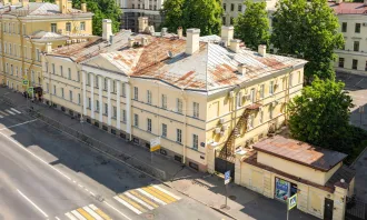 Нежилое здание 2410,8 кв.м с участком 1230 кв.м, Санкт-Петербург, ул. Радищева, д. 39, лит. А, 3-этажное, кадастровые номера 78:31:0001210:3029, 78:31:0001210:8, земли населенных пунктов - для размещения административно-управленческих и общественных объектов, ограничения и обременения: ипотека до…