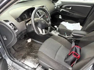 Kia Ceed 2010 года, 122 л.с., 340 000 км, АКПП. Легковой автомобиль, марка: KIA, модель: Sid Ed, год изготовления: 2010, цвет: серый, VIN: XWEHC512BB0004864, ПТС: 50РР 350533, г/н: Т779УМ69, двигатель №: AH372439, мощность двигателя, л.с. (кВт): 122 (90), рабочий объем двигателя, куб. см: 1591…