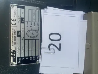 Фрезерный станок F125. Ознакомление с договором о задатке и проектом договора купли-продажи осуществляется по адресу: http://www.alfalot.ru, bankrot.fedresurs.ru/. По вопросам ознакомления с имуществом, его описанием, составом и характеристиками, а также иной дополнительной информацией обращаться…