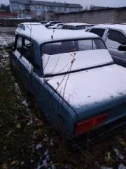 ВАЗ 21074 2003, автомобиль марки ВАЗ 21074 VIN ХТА21074041825670, 1 штука. Вид транспорта: легковой автомобиль. Марка: ВАЗ. Назначение: pryamie. Модель: 21074. Год выпуска: 2003. VIN номер: ХТА21074041825670.