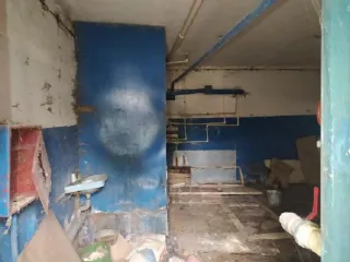Нежилые помещения цокольного этажа пятнадцатиэтажного жилого здания, расположенного по адресу: Республика Башкортостан, г. Уфа, Ленинский район, ул. Карла Маркса, 53. Площадь объекта: 96,3 кв.м. Этаж / этажность: цоколь / 15. Прочие характеристики, техническое состояние: высота помещений: 3м…