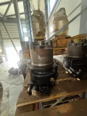 Гидромотор хода CAT320, год выпуска 2009, 2 штуки.