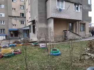 Объект аренды, площадь 61,9 кв. м., номер на поэтажном плане: 3-7,   адрес (местонахождение) объекта: 360003, Кабардино-Балкарская Республика, г. Нальчик, ул. Тарчокова, д. 54Г, помещение 11292-"А" Требуется текущий ремонт 
Общая площадь: 61.9 
Расположение в пределах объекта недвижимости (этажа…