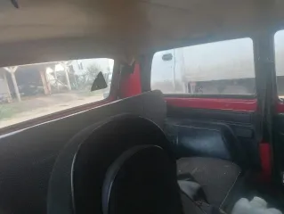 ВАЗ 2121 1990 года выпуска, госномер О288ВС11. Техническое состояние: удовлетворительное; массово механические и коррозийные повреждения, вплоть до сквозной коррозии. Цена: 189000 рублей.