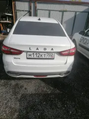 Автомобиль марки LADA Vesta на ходу, находится в хорошем техническом состоянии. По всем интересующим вопросам обращаться в рабочие дни с 09.00 до 12.00 местного времени по контактному телефону +7-917-765-32-16.