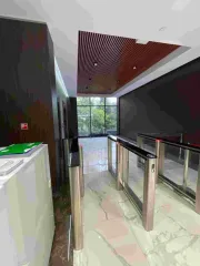 Нежилое помещение 220,1 кв.м Московская область Помещение нежилое, общей площадью 220,1 кв.м, кадастровый номер 50:20:0030117:691, местоположение: Московская область, р-н. Одинцовский, г. Одинцово, ул. Неделина, д. 6А (этаж 7).