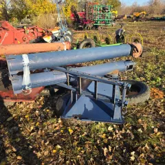 Автомобильный загрузчик сеялок АЗС-25 М 2023 года выпуска, заводской номер 4339. Состояние б/у.