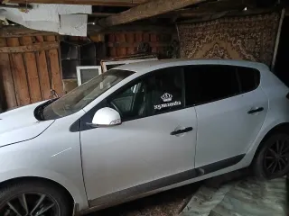 Renault Megane, 2010. Автомобиль марки RENAULT модель Megane 2010 г.в. VIN-номер VF1BZ0A0542670019. Ознакомление по согласованию с организатором торгов Коваленко О.В.: 606100, Нижегородская обл., г. Павлово, ул. Красноармейская, д. 12, оф. 4; e-mail: oxana0777@yandex.ru, тел.: 89101499116.