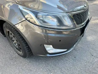 Kia Rio 2014, VIN: Z94CC41BAER219501, цвет: темно-серый.