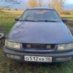Volkswagen Passat 1993 года, 116 лс, государственный номер О512НХ46, идентификационный номер: WVWZZZ3AZRE053770, тип ТС: легковой седан, номер рамы: ОТСУТСТВУЕТ, кузов: WVWZZZ3AZRE053770, категория ТС: B/M1, цвет: синий. Расположен по адресу: 305029, Курская область, г. Курск, ул. Карла Маркса, д…