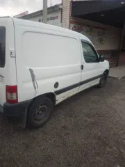 Peugeot Partner, 2010 года, 75 лс, 400000 км. Peugeot Partner, 2010 года, 75 лс, 400000 км. Легковой автомобиль, марка: ПЕЖО, модель: ПАРТНЕР, год изготовления: 2010, VIN: VF3GCKFWCAX510900, г/н: Р426АУ68. Находится в совместной собственности с супругом Абреевым Алексеем Анатольевичем.