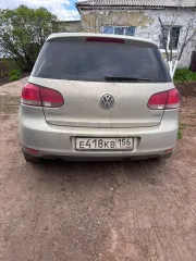 Volkswagen Golf 2011 г.в., цвет кузова серебристо-желтый, марка и модель: ФОЛЬКСВАГЕН ГОЛЬФ, категория ТС: В, VIN: WVWZZZ1KZCW052014, номер кузова: WVWZZZ1KZCW052014, рабочий объем двигателя: 1197 куб. см, мощность двигателя: 77.2 кВт, ПТС серия 56 РР №594516. Ознакомление с документами на сайте…