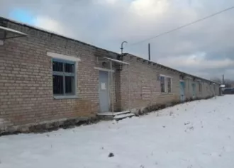 Проходная, здание склада № 12, здание холодного склада, гараж, пожарный водоем, земельный участок Проходная, площадь 8,6 кв.м, кадастровый номер: 43:31:010016:228, назначение: нежилое, этажность (этаж): 1, в том числе подземных 0; здание склада № 12, площадь 1 303,1 кв.м, кадастровый номер…
